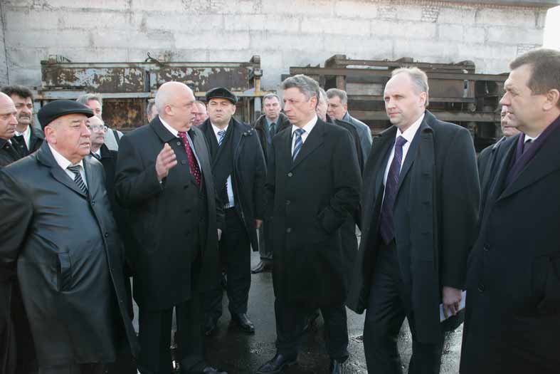 Ю. Бойко на промплощадке