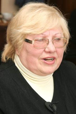 Валентина Алексеевна Сапелкина, совет ветеранов ш-ты им В. Бажанова