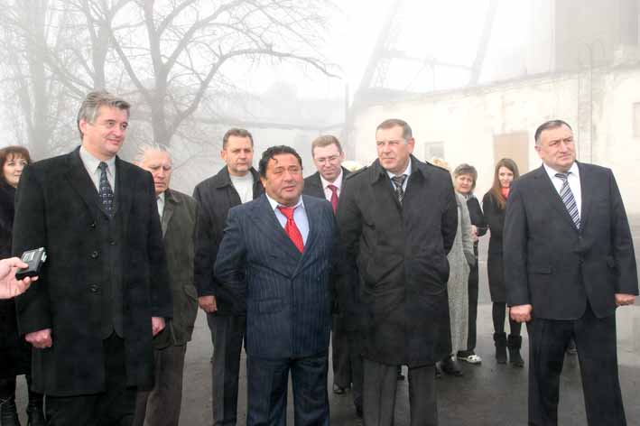 Поздравление горнякам